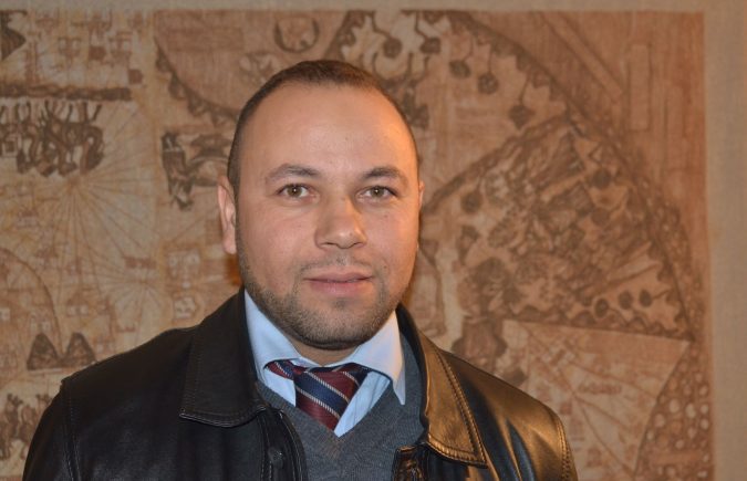 هنيئا للمفكر والأديب المغربي د خالد التوزاني الفائز بإستحقاق بجائزة ابن بطوطة للأدب الجغرافي للعام 2016