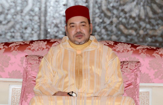 أمير المؤمنين حفظه الله يعطي بطنجة انطلاقة البرنامج الوطني لمحو الأمية بالمساجد برسم الموسم الدراسي 2016- 2017