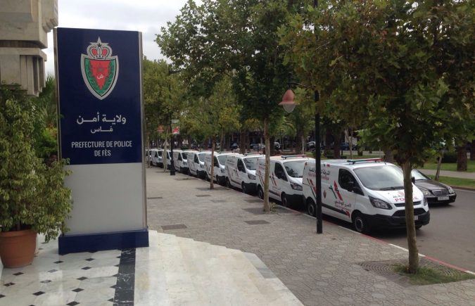 افتتاح “القاعة المؤمنة المخصصة لحفظ وتخزين وسائل الإثبات المادية” بولاية أمن فاس بحضور السفير الأمريكي بالمغرب