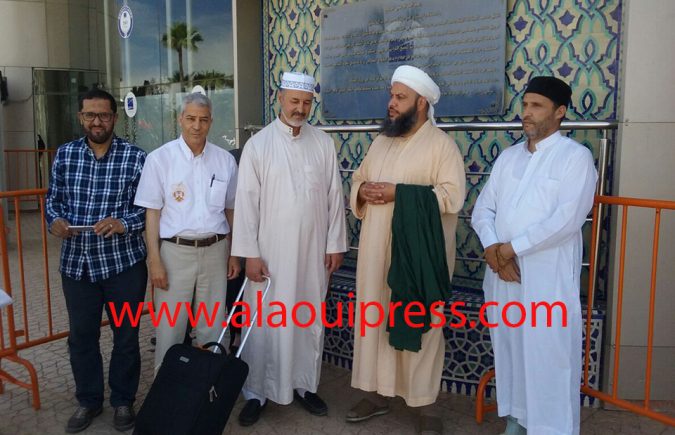 شيخ الطريقة المحمدية بأنجلترا سيدي أحمد الدباغ يحل بمدينة فاس للمشاركة في المؤتمر العالمي للتصوف