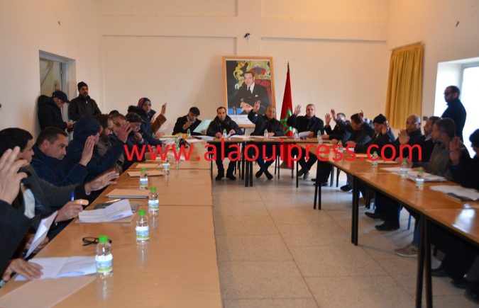 المصادقة بالإجماع على جميع النقط المدرجة في جدول أعمال الدورة العادية لمجلس جماعة أولاد الطيب برسم شهر فبراير