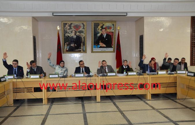 مجلس عمالة فاس يصادق بالإجماع على جميع النقاط المدرجة في جدول أعمال دورته الإستثنائية