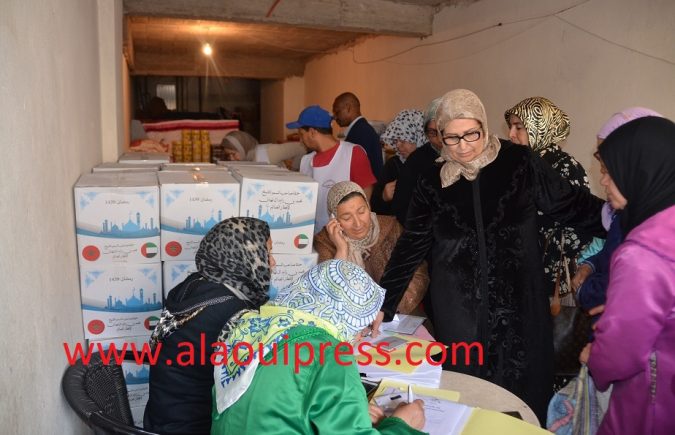 خديجة حجوبي تشرف على عملية تمكين 4000 أسرة بفاس والجهة من قفة رمضان تحت شعار : نتقاسمو فطورنا