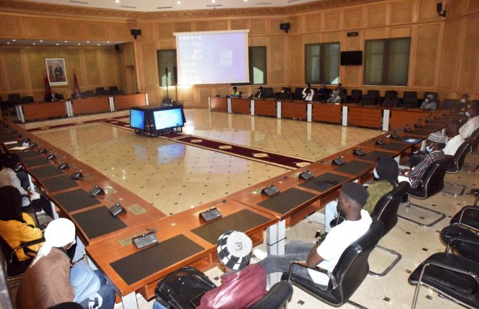 مجلس جهة الشرق يستقبل المجموعة الثانية من الطلبة الأفارقة المستفيدين من منح التكوين بمختلف معاهد وكليات الجهة