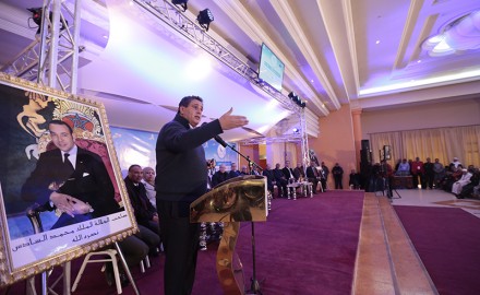 أخنوش خلال لقائه التواصلي مع تجمعيي جهة درعة – تافيلالت : ما يهمنا هو ربط الصلة بالمواطن بشكل دائم