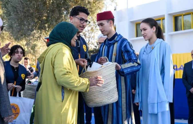 ولي العهد المحبوب الأمير مولاي الحسن بمعية شقيقته المصونة الأميرة للا خديجة يشرفان على إعطاء انطلاقة العملية الوطنية “رمضان 1446″